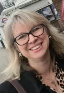 Karen Horne St Albans and surrounding areas London cheap Animal Health Certificate supplier
